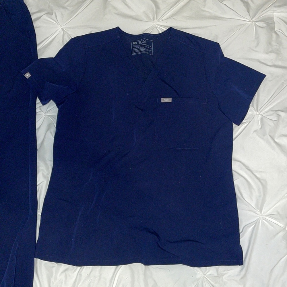 Figs navy scrubs
